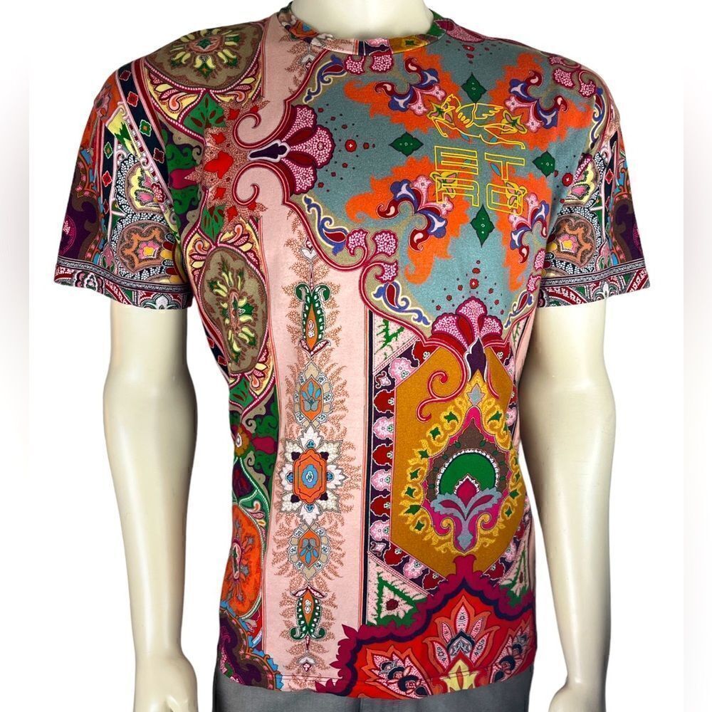 Unique Etro Short Sleeved Multicolor T-Shirt with Pegasus Etro Logo Size Small